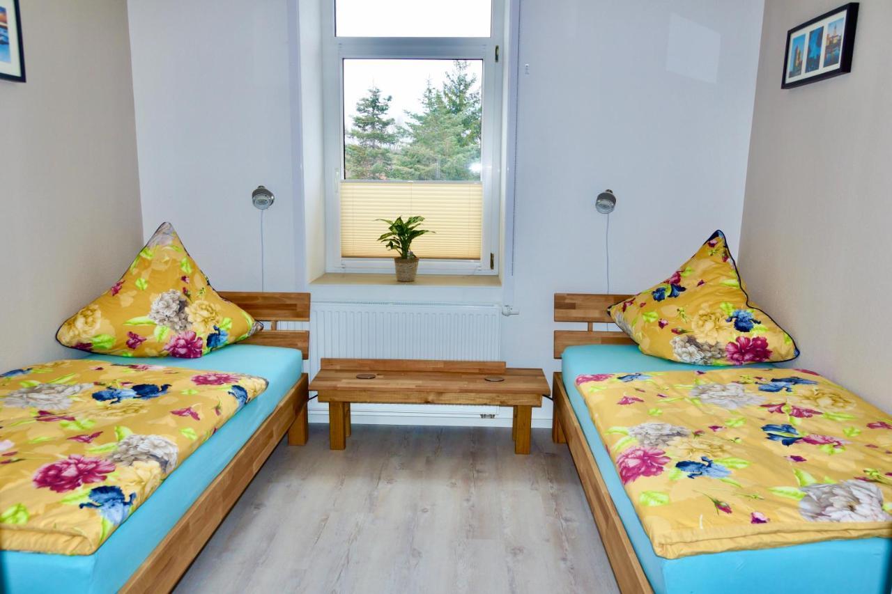 Ferienwohnung Ostard 1 Thale Bagian luar foto